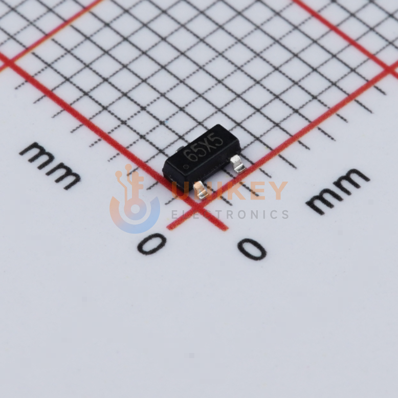 UMW XC6206P282MR image