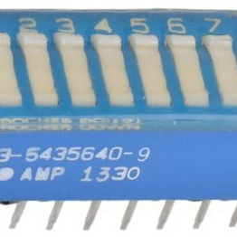TE Connectivity 3-5435640-9 image