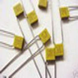 M39014/02-1332 KEMET