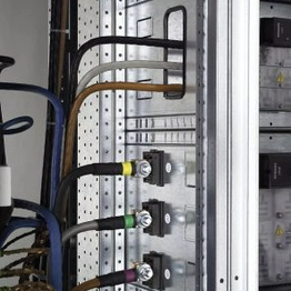 8PQ5000-2BA63 SIEMENS