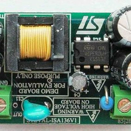 STMicroelectronics STEVAL-ISA136V1 image