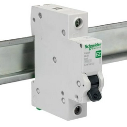 EZ9F16132 Schneider Electric